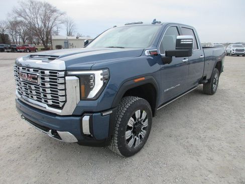 New 2026 GMC Sierra 3500 Denali w/ Denali Reserve Package image 11