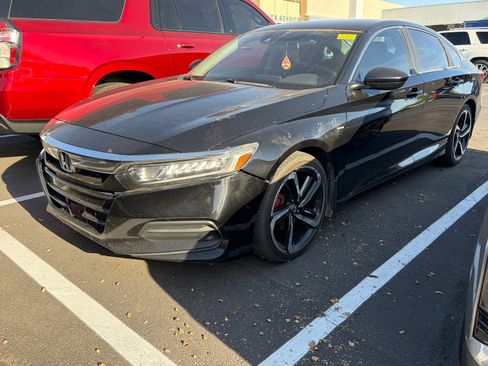 Used 2018 Honda Accord LX image 5