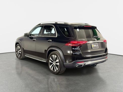 Used 2025 Mercedes-Benz GLE 350 4MATIC w/ Driver Assistance Package image 5