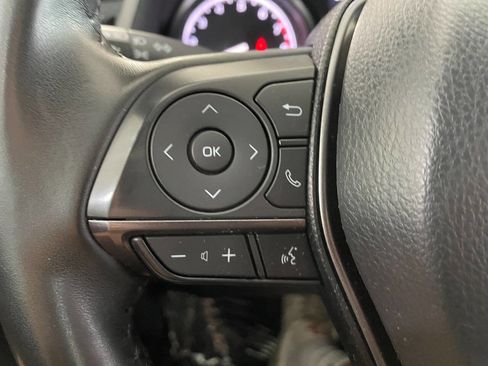 Used 2024 Toyota Camry SE image 35