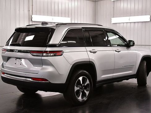 Used 2022 Jeep Grand Cherokee Limited 4xe AWD/4WD image 8