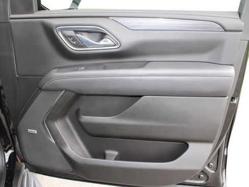 Used 2021 GMC Yukon SLT w/ SLT Premium Package image 20