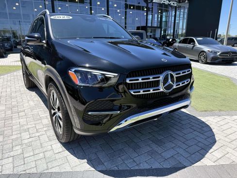 Certified 2025 Mercedes-Benz GLE 350 4MATIC image 8
