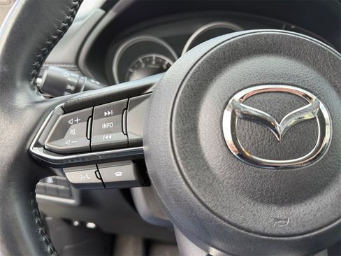 Used 2021 MAZDA CX-5 Touring image 25