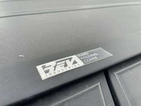 Used 2024 GMC Sierra 2500 AT4 w/ AT4 Premium Plus Package image 27