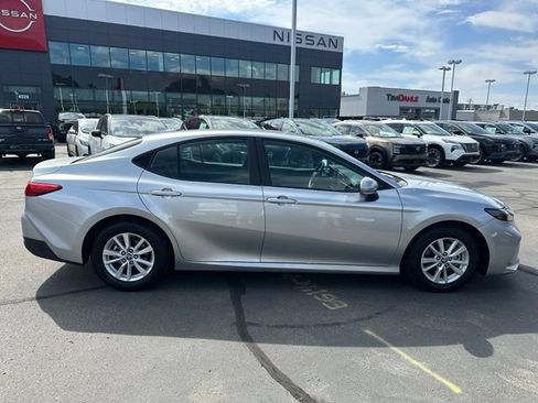 Used 2026 Toyota Camry LE FWD image 13