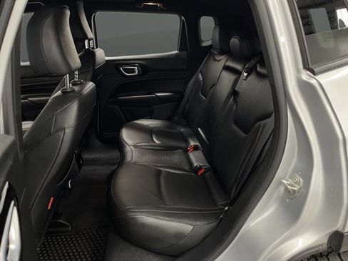 Used 2025 Jeep Compass Trailhawk w/ Trailhawk Elite Group image 29