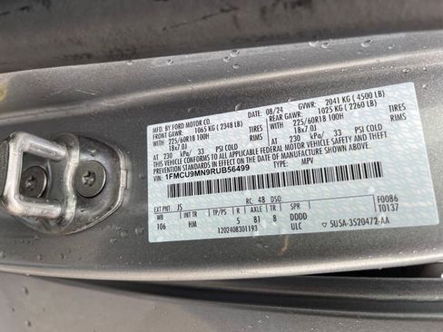 Used 2024 Ford Escape ST-Line w/ Tech Pack #1 AWD/4WD image 27