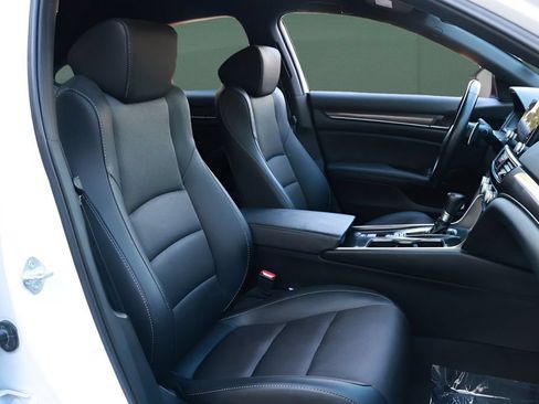 Used 2021 Honda Accord Sport image 27