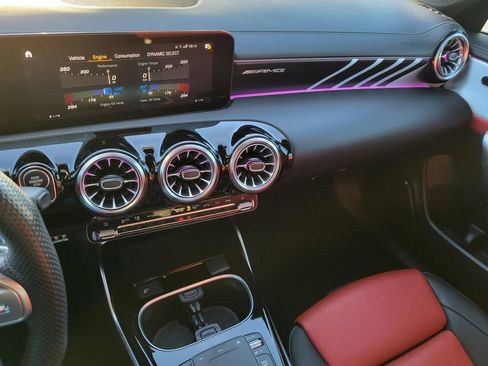 Used 2022 Mercedes-Benz CLA 35 AMG 4MATIC image 23