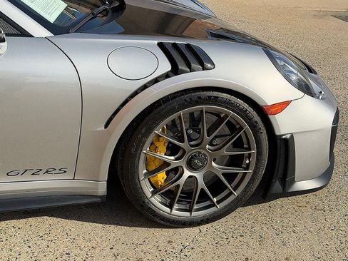 Certified 2018 Porsche 911 GT2 RS RWD image 23