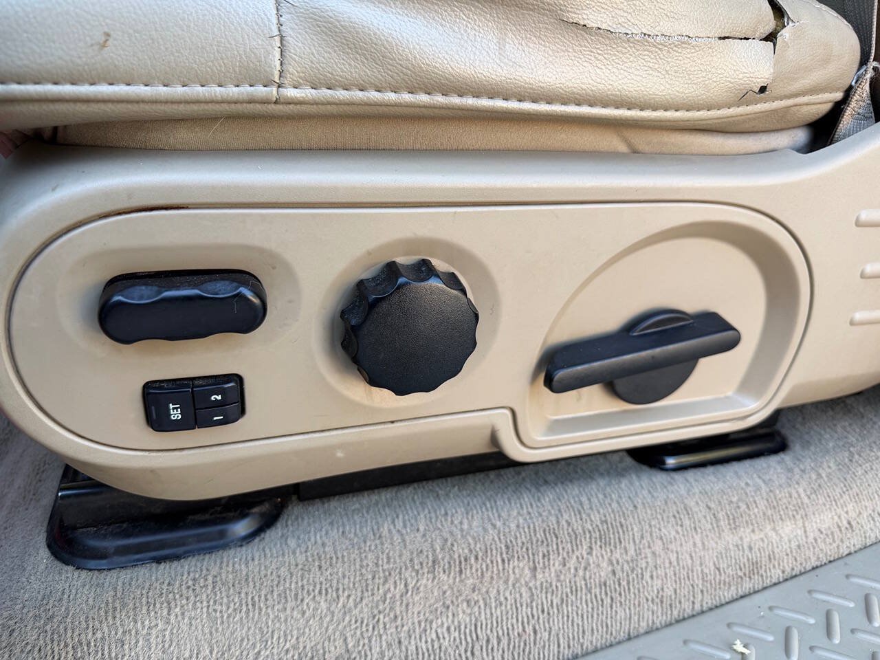Used 2007 Ford F150 Lariat RWD image 12