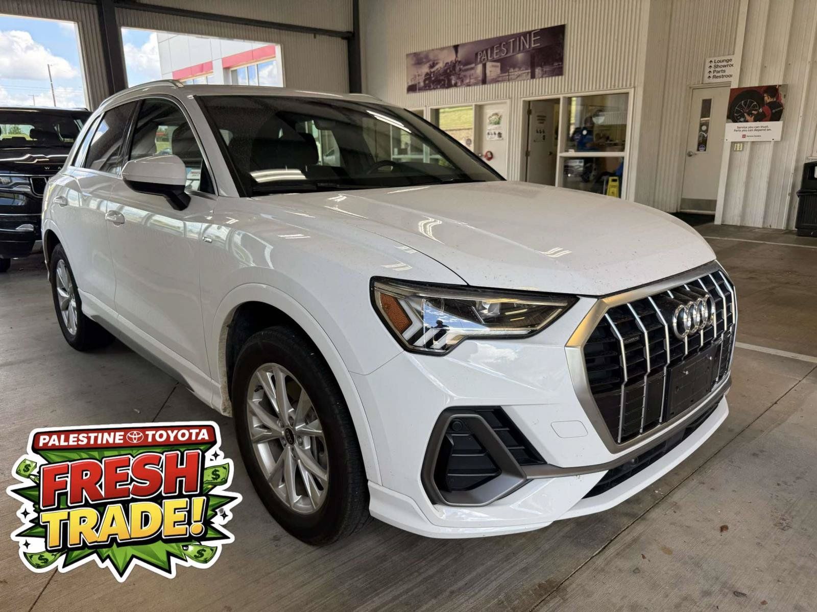 Used 2025 Audi Q3 2.0T Premium AWD/4WD image 1