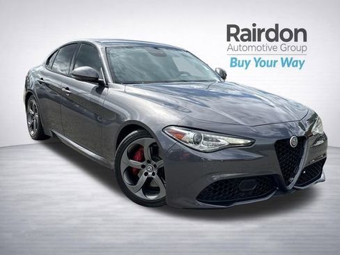 Used 2019 Alfa Romeo Giulia w/ Quick Order Package 22K Sport RWD image 1