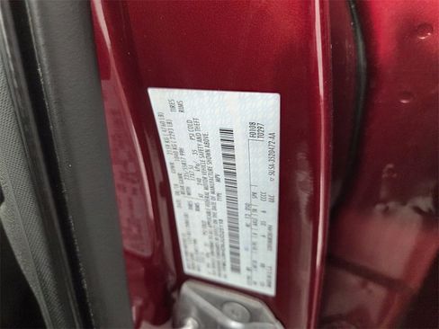 Used 2018 Ford Escape SEL w/ Ford Safe & Smart Package image 33