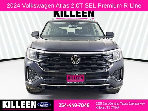 Used 2024 Volkswagen Atlas SEL Premium R-Line AWD/4WD image 2