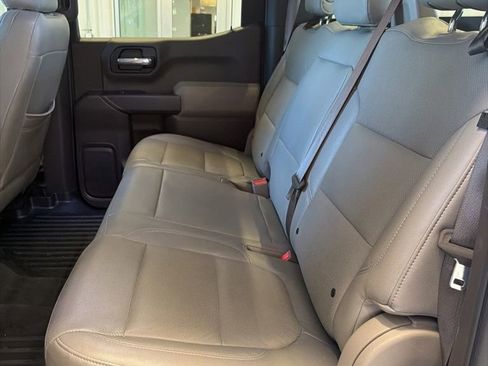 Used 2021 Chevrolet Silverado 1500 LT w/ Z71 Off-Road Package AWD/4WD image 11