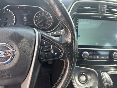 Used 2017 Nissan Maxima 3.5 SL FWD image 18