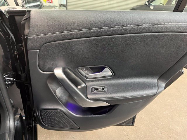 Used 2025 Mercedes-Benz CLA 250 image 13