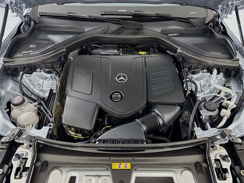 New 2026 Mercedes-Benz GLC 300 image 10