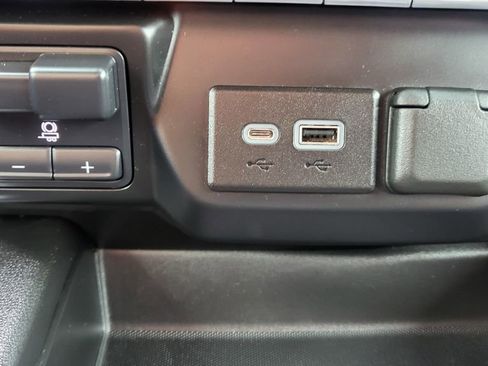 Used 2021 GMC Sierra 1500 AT4 image 35