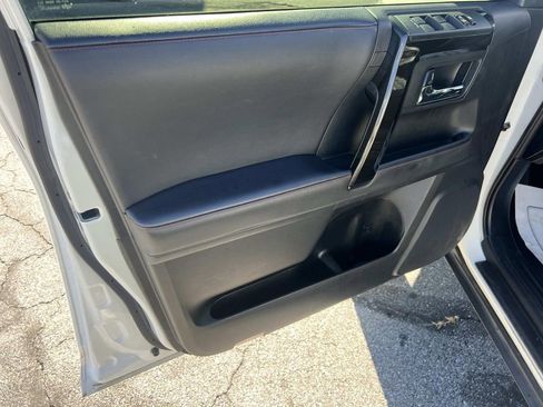 Used 2023 Toyota 4Runner TRD Off-Road Premium image 10