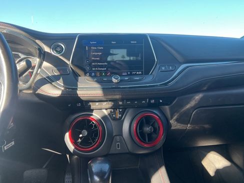 Used 2019 Chevrolet Blazer RS w/ Sun and Wheels Package FWD image 8