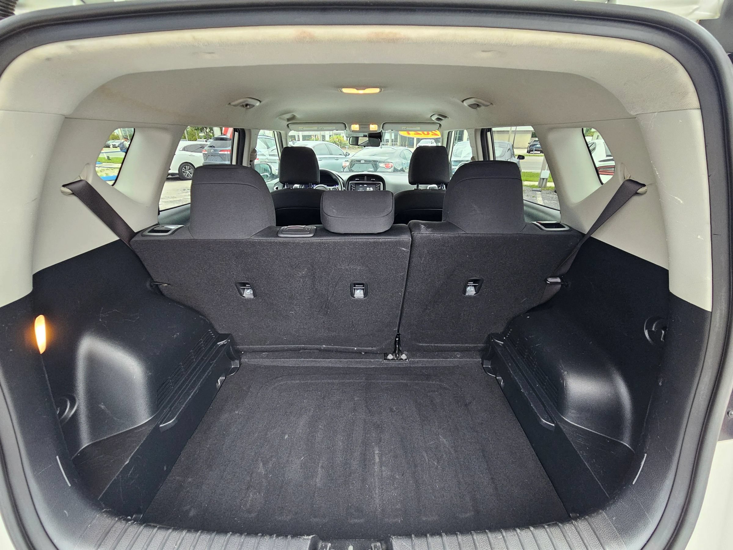 Used 2021 Kia Soul S FWD image 17