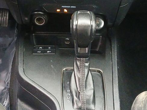 Used 2019 Ford Ranger XL w/ Equipment Group 101A Mid image 13