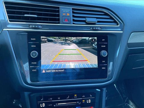 Certified 2023 Volkswagen Tiguan SE image 26