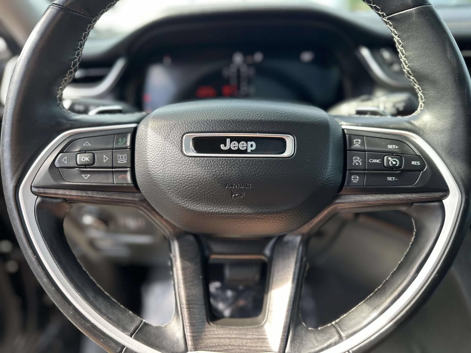 Used 2022 Jeep Grand Cherokee Limited RWD image 14