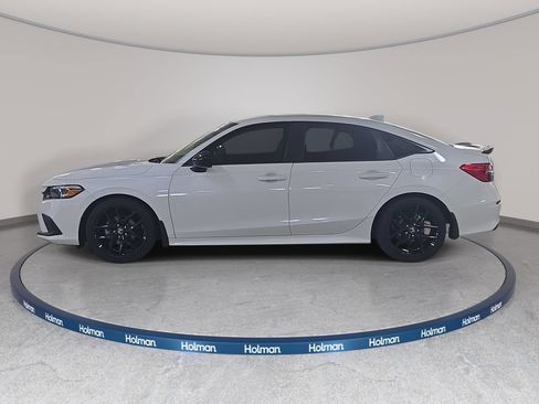 Used 2023 Honda Civic Sport image 11