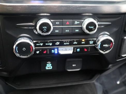 Used 2026 Ford F250 Lariat w/ Black Appearance Package AWD/4WD image 24