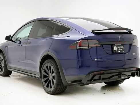 Used 2022 Tesla Model X image 8