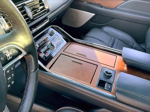 Used 2022 Lincoln Navigator Black Label image 15