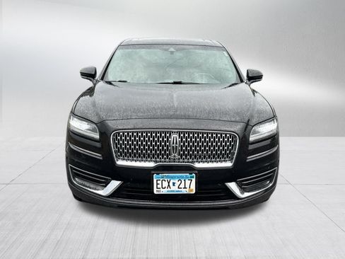 Used 2019 Lincoln Nautilus Reserve AWD/4WD image 3