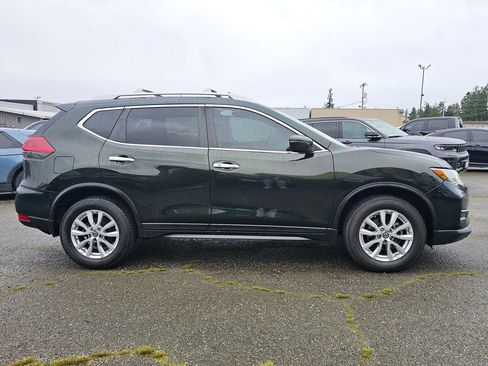 Used 2019 Nissan Rogue SV AWD/4WD image 9