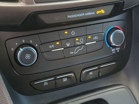 Used 2023 Ford Transit Connect XL image 10