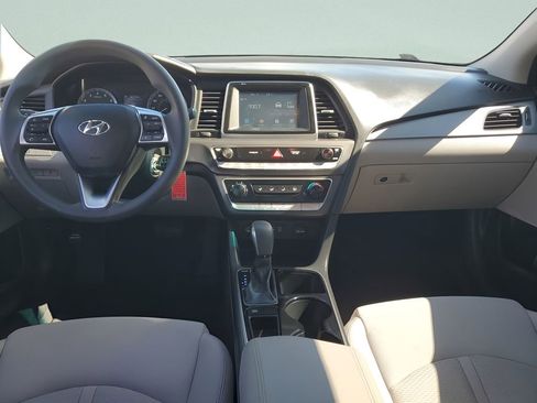 Used 2018 Hyundai Sonata SE image 10