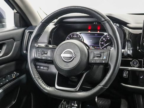 Used 2022 Nissan Pathfinder SL w/ SL Premium Package FWD image 16