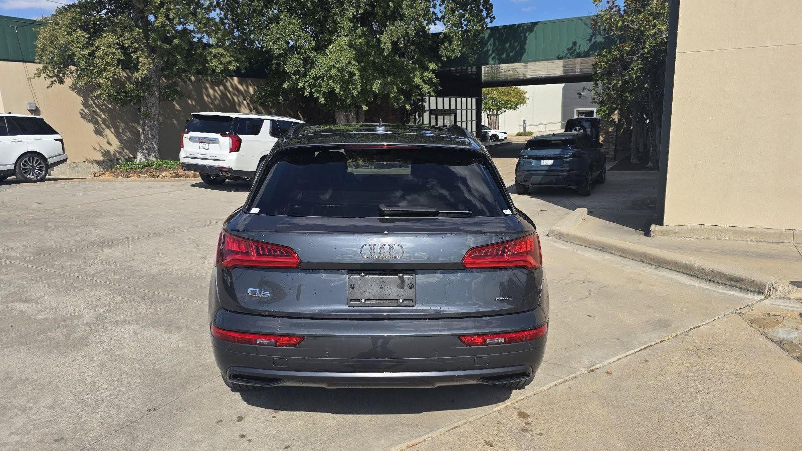 Used 2020 Audi Q5 2.0T Premium AWD/4WD image 3