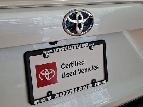 Certified 2023 Toyota RAV4 SE image 28