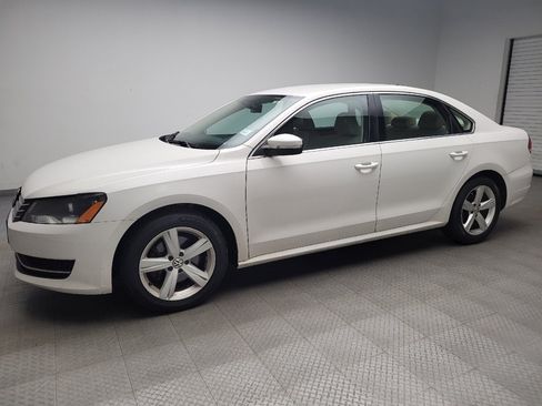 Used 2015 Volkswagen Passat 1.8T SE FWD image 2
