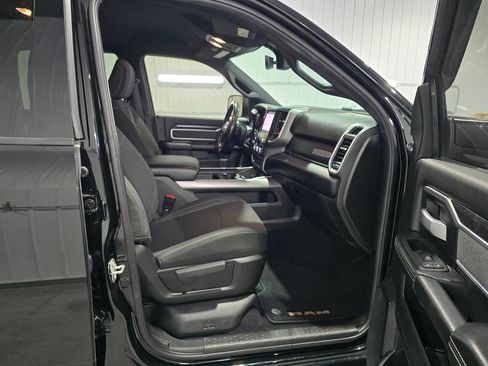 Used 2022 RAM 2500 Big Horn w/ Level 1 Equipment Group image 8