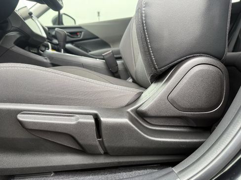 Used 2024 Subaru Crosstrek 2.0i Premium w/ Crosstrek Mirror Package image 19