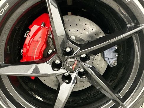 Used 2025 Chevrolet Corvette E-Ray AWD/4WD image 27