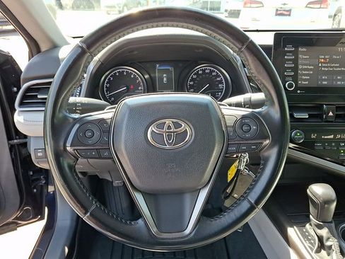 Used 2022 Toyota Camry SE FWD image 15
