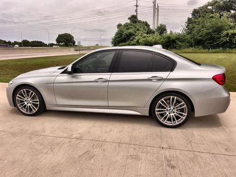 Used 2018 BMW 340i Sedan RWD image 4