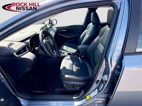 Used 2020 Toyota Corolla XLE image 27