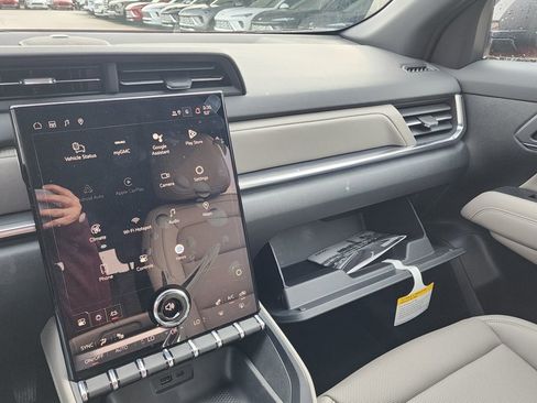 New 2026 GMC Terrain Elevation w/ Elevation Premium Package image 34